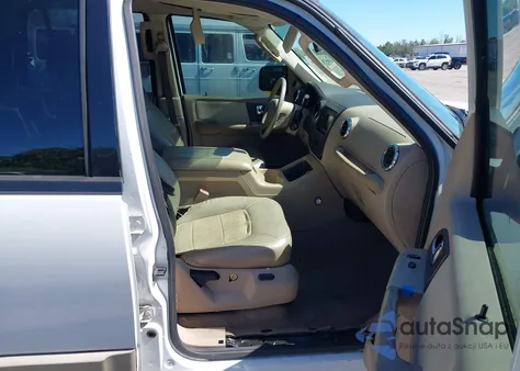 2006 Ford Expedition Eddie Bauer/King Ranch from USA, damaged, VIN 1FMPU17526LA63386